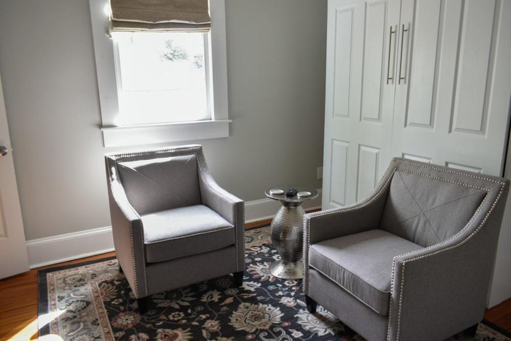 Sparrow Grove Manor Monroe Zimmer foto
